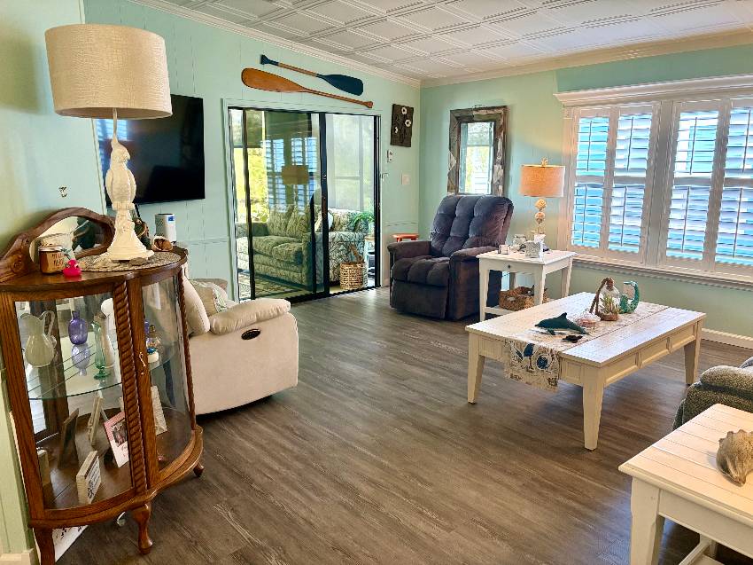 1239 N Indies Circle a Venice, FL Mobile or Manufactured Home for Sale