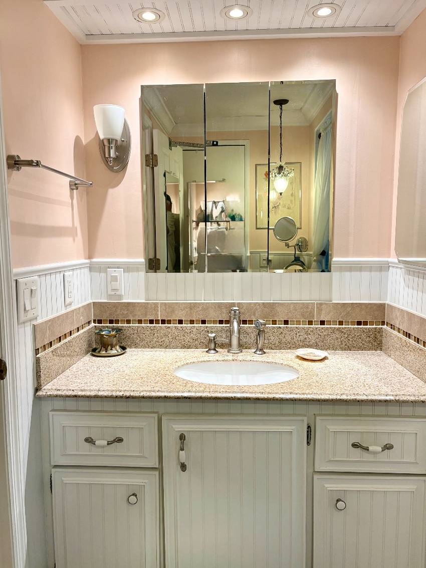 458 Zacapa a Venice, FL Mobile or Manufactured Home for Sale