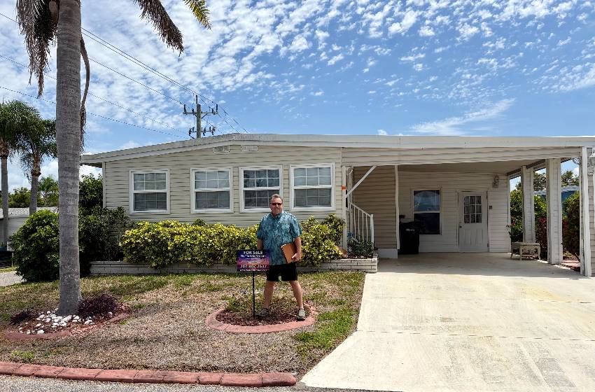 458 Zacapa a Venice, FL Mobile or Manufactured Home for Sale