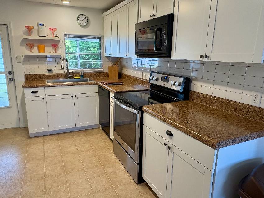909 Orinoco W a Venice, FL Mobile or Manufactured Home for Sale
