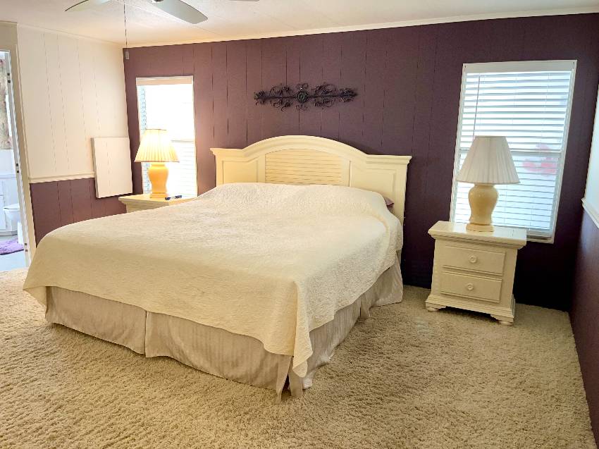 1268 S Indies Circle a Venice, FL Mobile or Manufactured Home for Sale