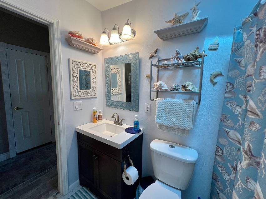 105 Palm Ln E a Parrish, FL Mobile or Manufactured Home for Sale
