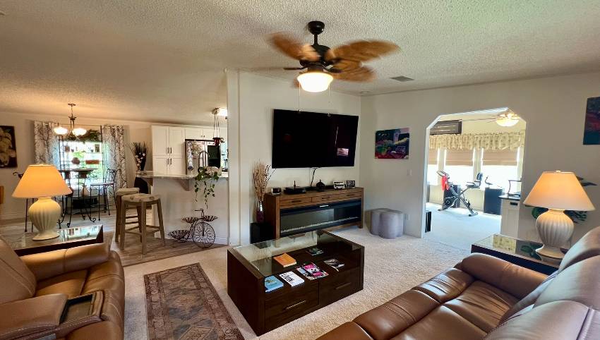 105 Palm Ln E a Parrish, FL Mobile or Manufactured Home for Sale