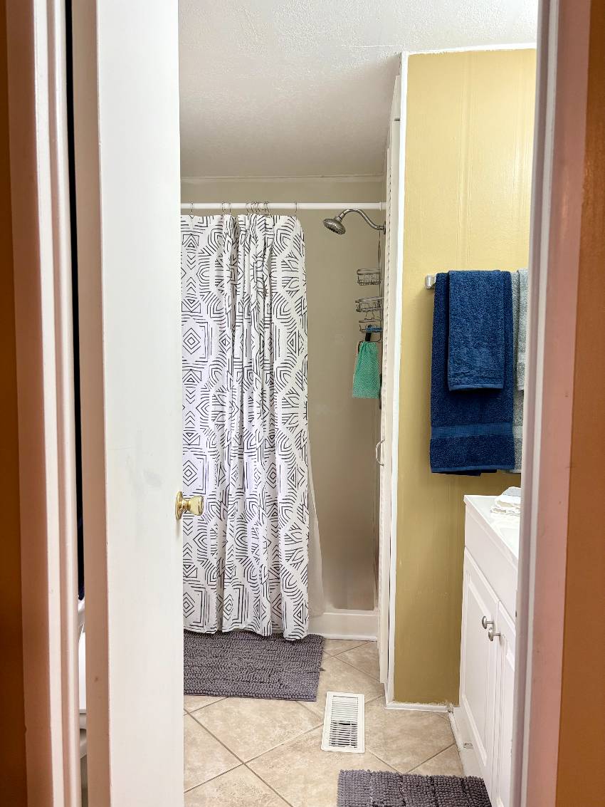982 Vincent E a Venice, FL Mobile or Manufactured Home for Sale