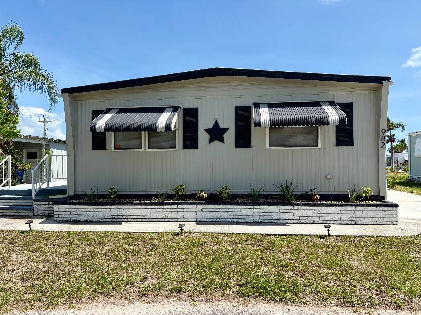 982 Vincent E a Venice, FL Mobile or Manufactured Home for Sale