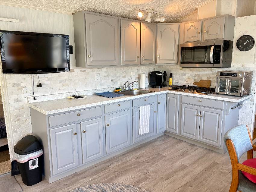 1300 N River Road, Lot C88 a Venice, FL Mobile or Manufactured Home for Sale