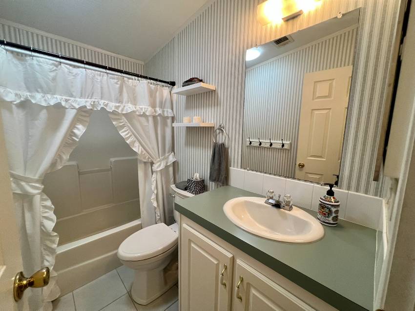 170 Begonia Terrace a Parrish, FL Mobile or Manufactured Home for Sale