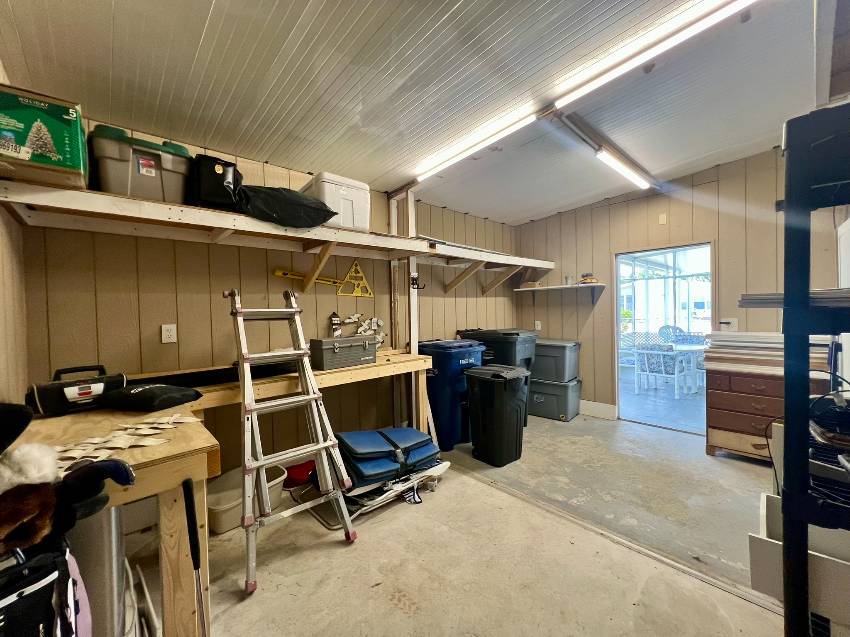 9814 Sucia Circle a Parrish, FL Mobile or Manufactured Home for Sale