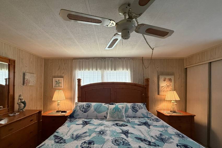 7323 Westwood Dr a Ellenton, FL Mobile or Manufactured Home for Sale