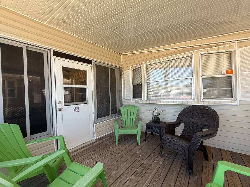 7323 Westwood Dr a Ellenton, FL Mobile or Manufactured Home for Sale