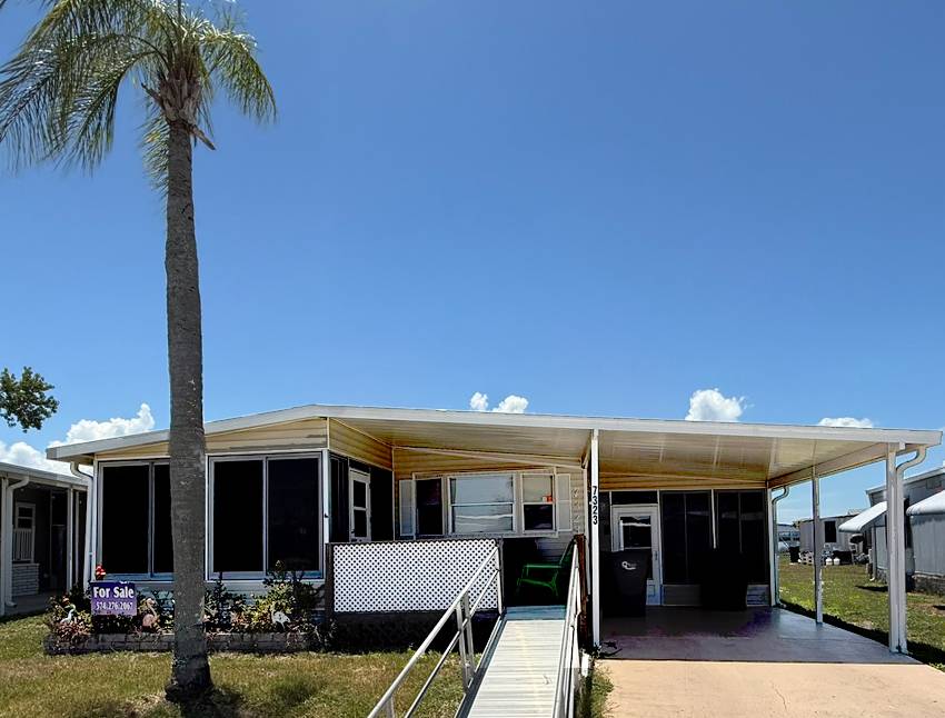 7323 Westwood Dr a Ellenton, FL Mobile or Manufactured Home for Sale