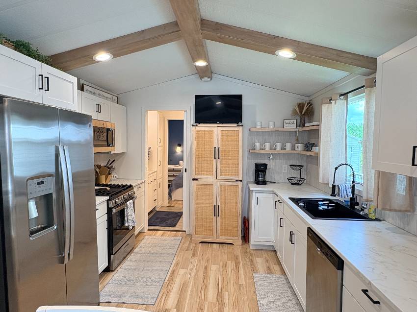 1300 N River Road E84 a Venice, FL Mobile or Manufactured Home for Sale