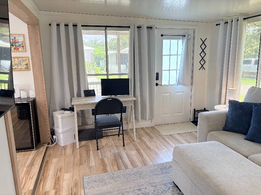 1300 N River Road E84 a Venice, FL Mobile or Manufactured Home for Sale