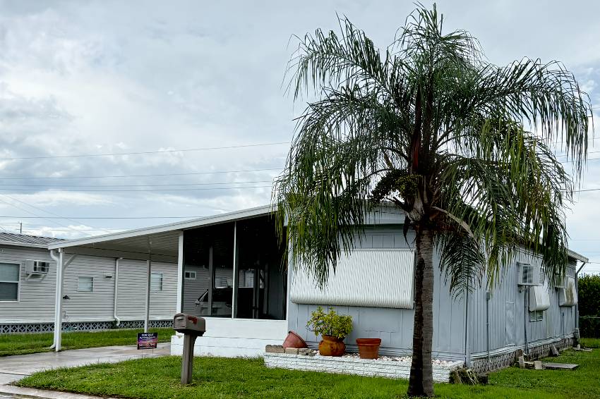 5220 5th St W a Bradenton, FL Mobile or Manufactured Home for Sale