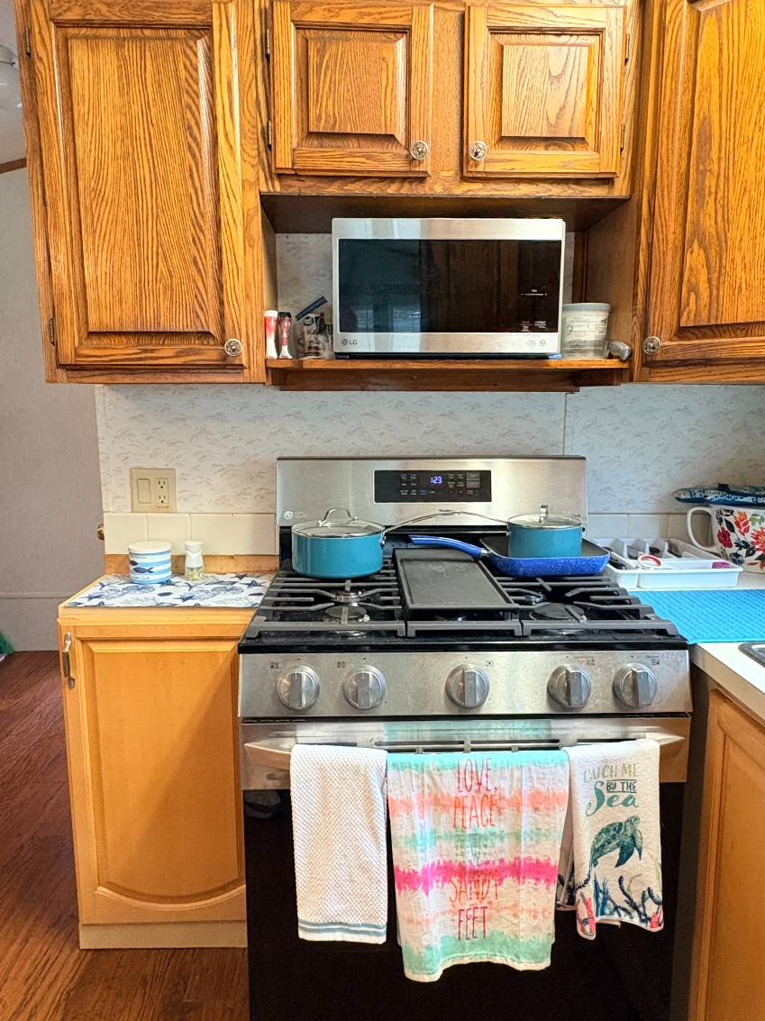 1300 N River Rd Lot C4 a Venice, FL Mobile or Manufactured Home for Sale